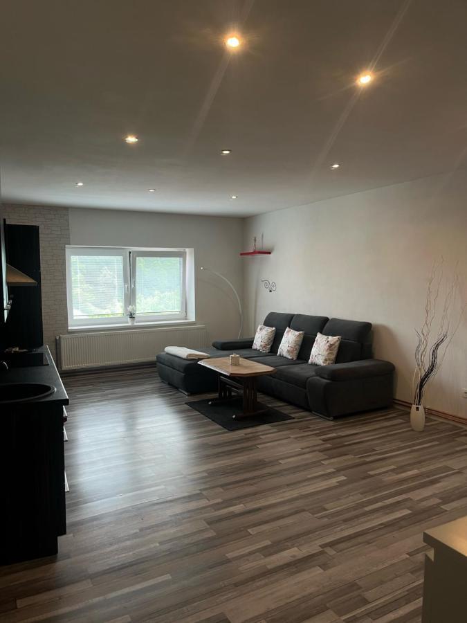 Apartman V Rodinnem Dome Jaroměř Екстериор снимка